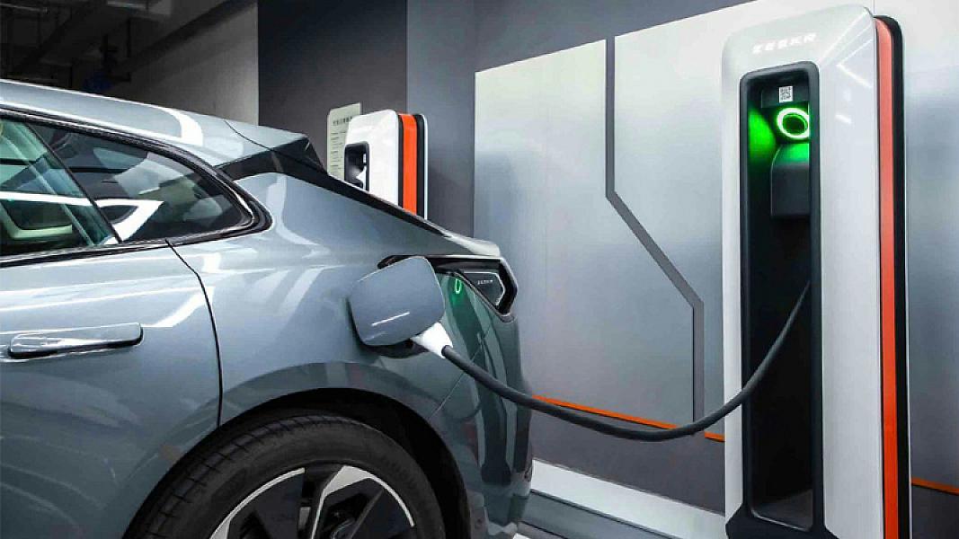 Sicherheitsunterweisung - Sichere Benutzung von E-Autos, Ansicht 2